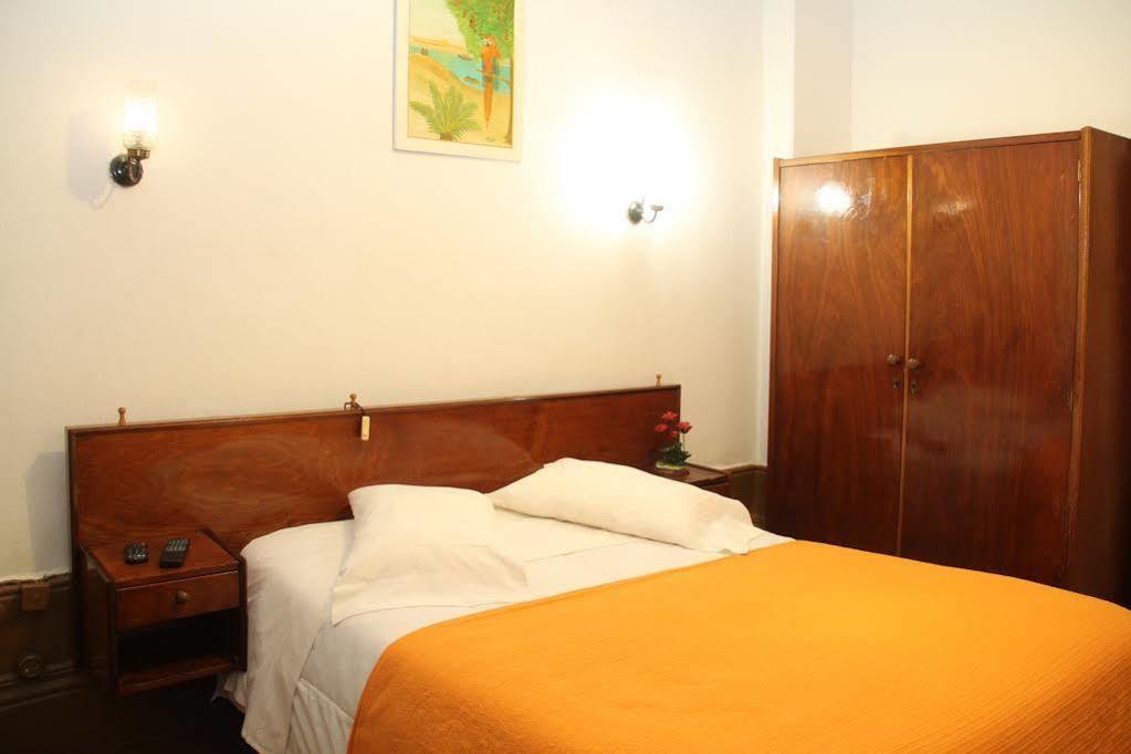 Monte Sinai Guest House OOporto Esterno foto