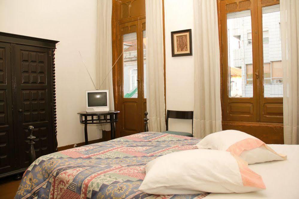 Monte Sinai Guest House OOporto Esterno foto