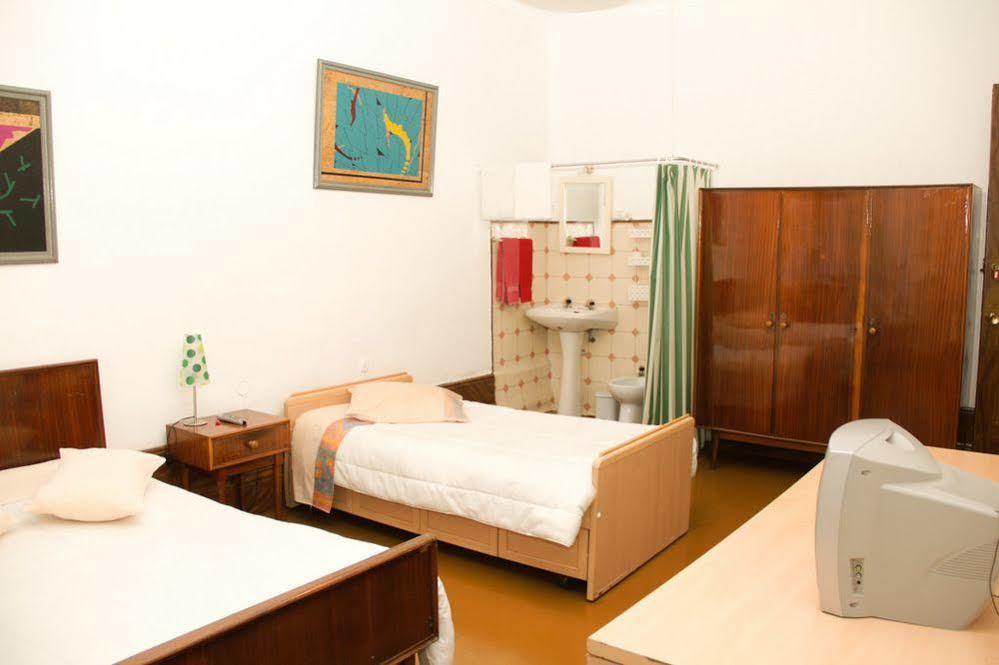 Monte Sinai Guest House OOporto Esterno foto