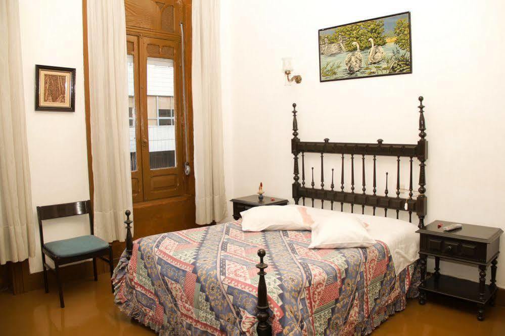 Monte Sinai Guest House OOporto Esterno foto