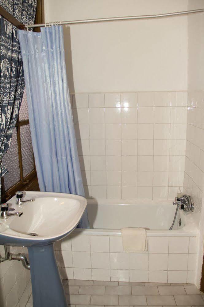 Monte Sinai Guest House OOporto Esterno foto