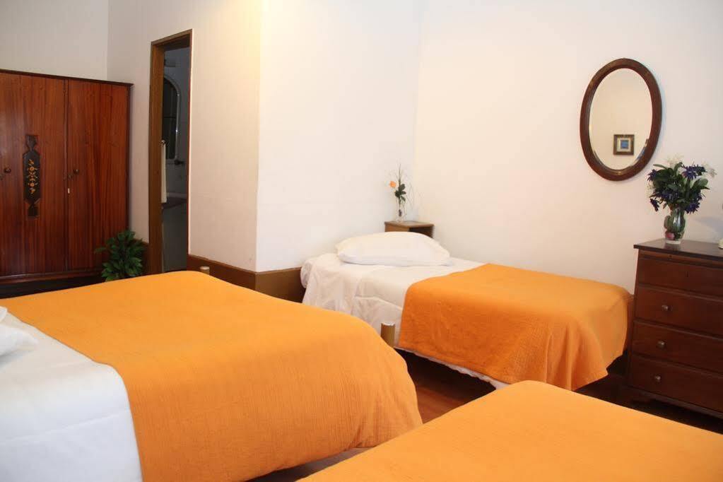 Monte Sinai Guest House OOporto Esterno foto
