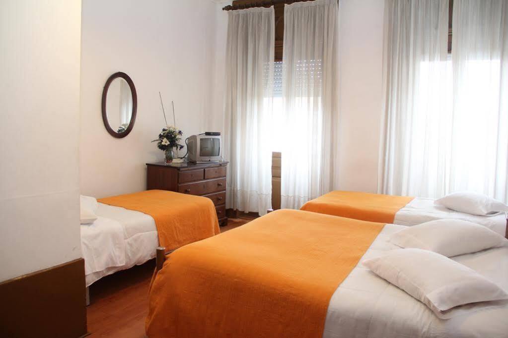 Monte Sinai Guest House OOporto Esterno foto